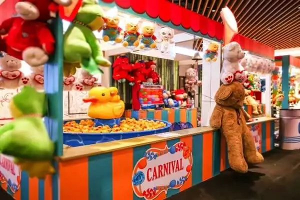 FamilyFun - Adventure Zoo -Playmobil – The Red Balloon Toy Store