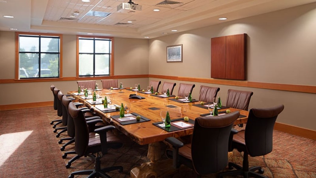 Eagles Landing Boardroom