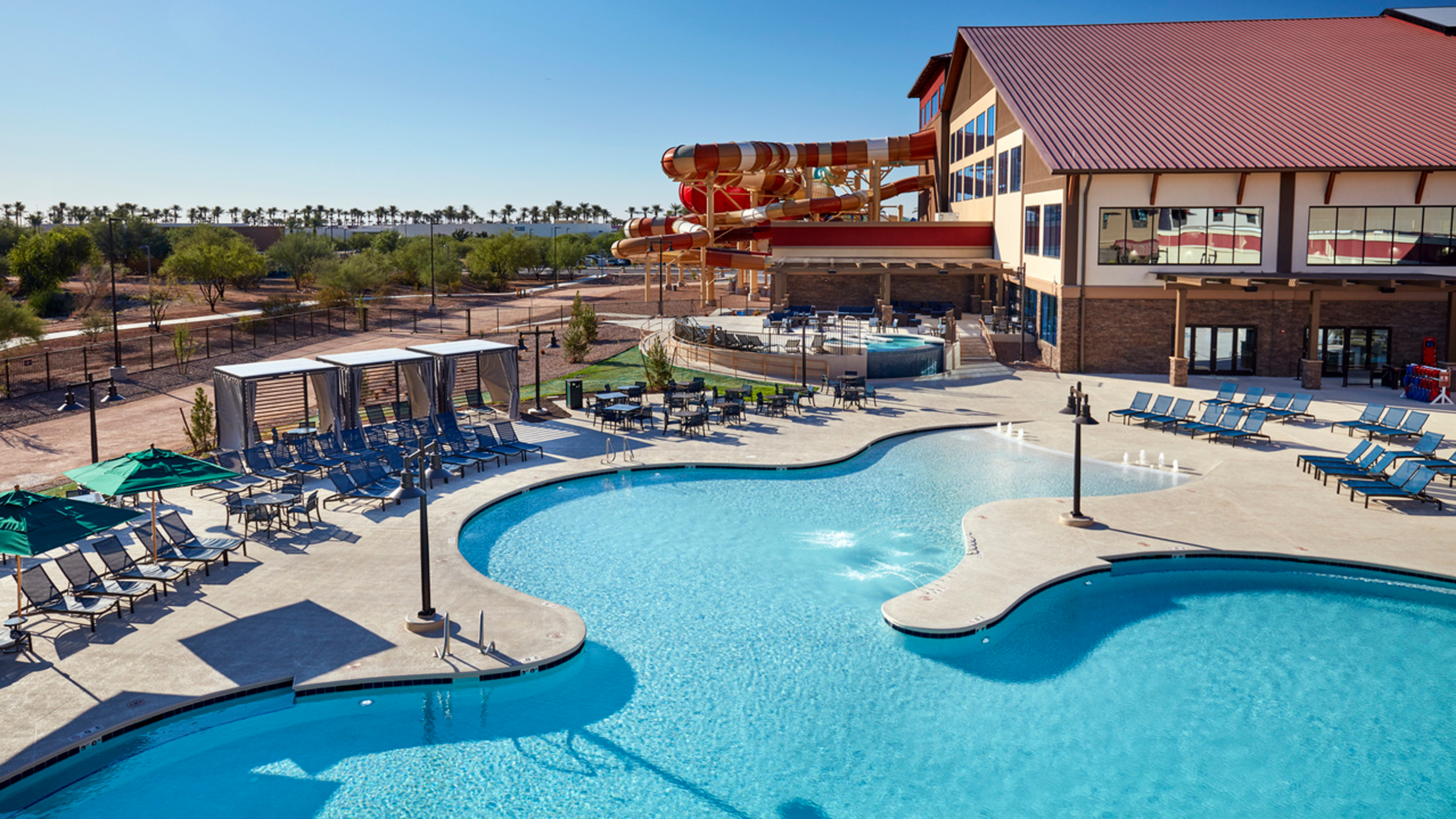 Overview of Great Wolf Lodge Arizona outdoor pool