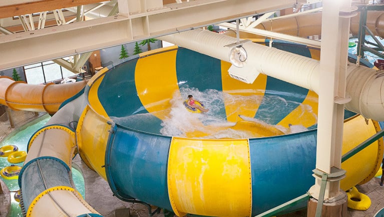 Canada Vortex | Indoor Water Park Activity | Great Wolf Lodge Niagara ...