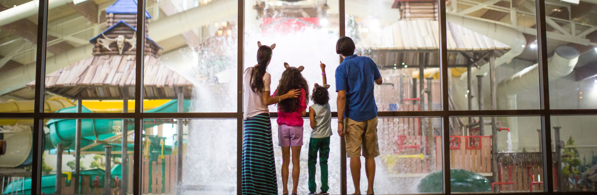 Family looking at the indoor water park in Grapevine