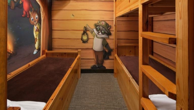 The indoor cabin with bunk beds in the KidCabin Suite (balcony/patio)