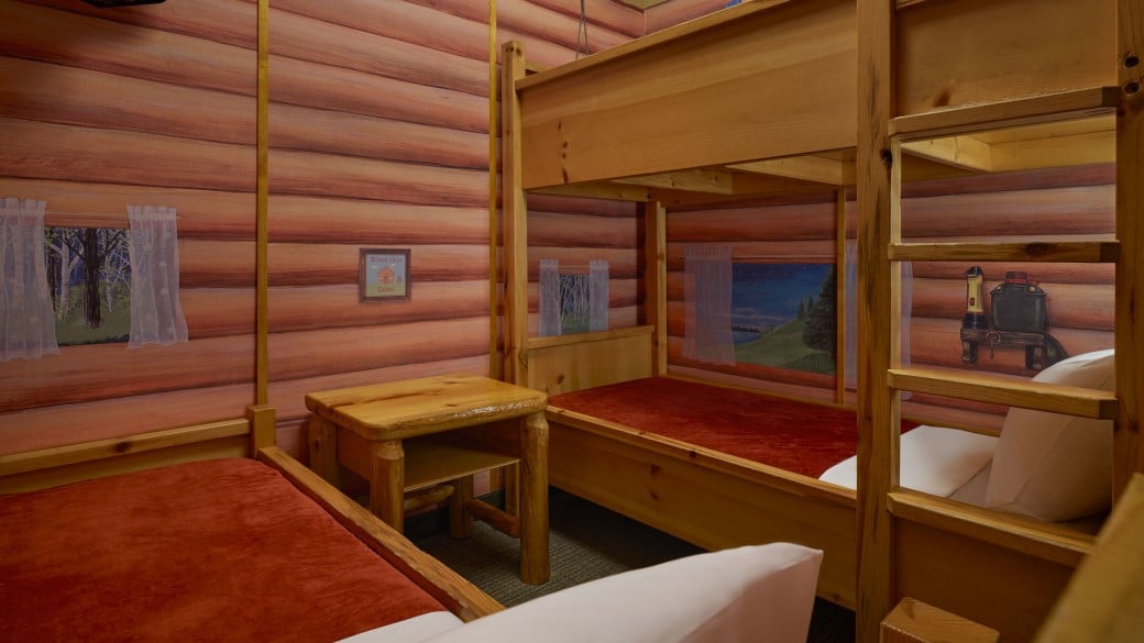 The bunk beds inside the cabin in the KidCabin Suite (Balcony/Patio)