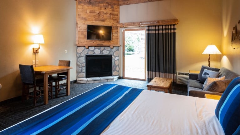 King Cabin Premium Suite | Great Wolf Lodge Niagara Falls