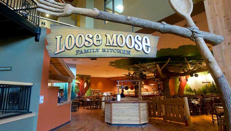 Loose moose kitchen outside view