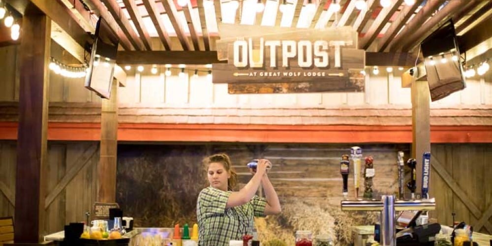 The Outpost | Dining | Great Wolf Lodge Naples, FL