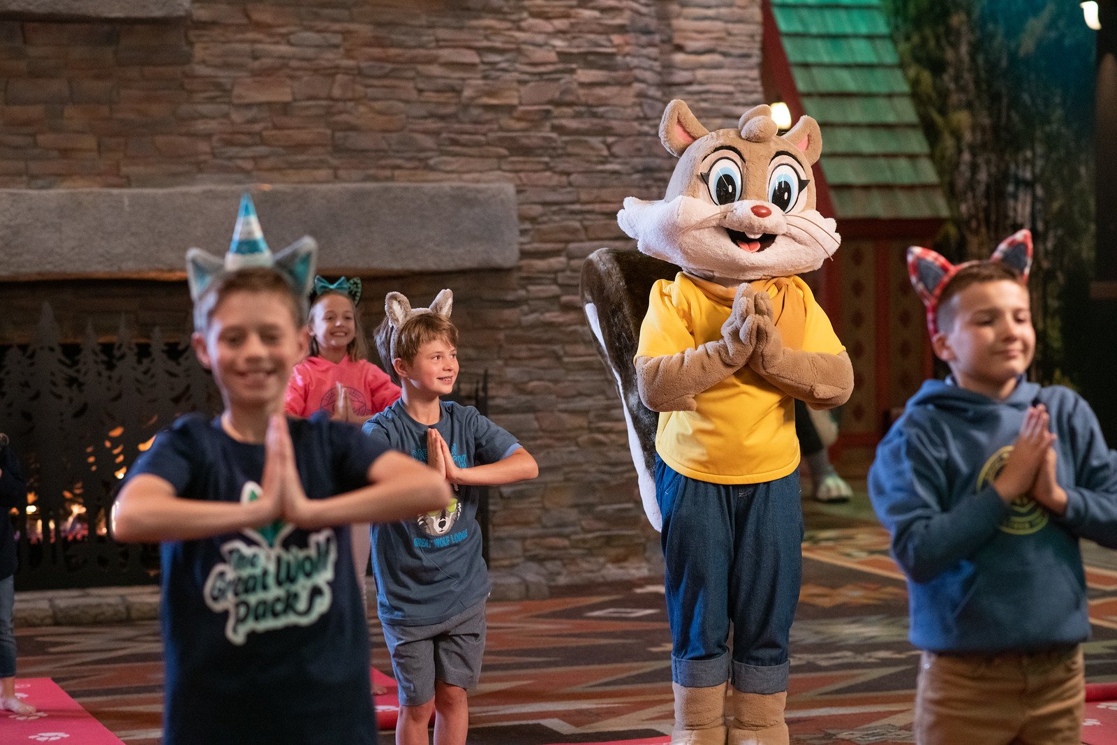 Kids' Yoga Classes | Cincinnati Resort | Great Wolf Lodge