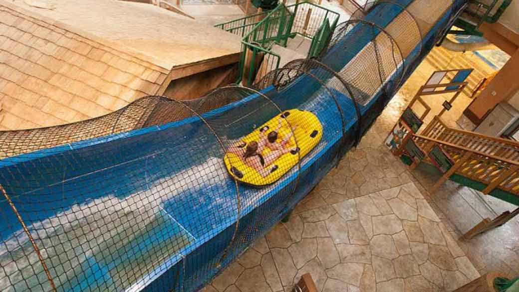 Guests enjoying at Niagara Rapids Run